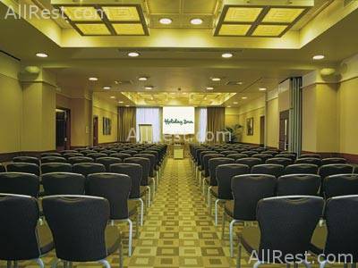 Holiday Inn Attica Avenue 15